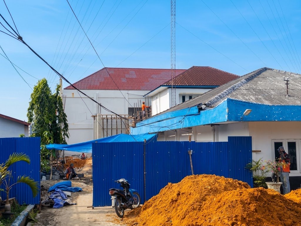 DUGAAN ANGGOTA DPRD DELI SERDANG TERLIBAT LANGSUNG TENDER PROYEK APBD, DUA PAKET SENILAI Rp3 MILIAR DISOROT
